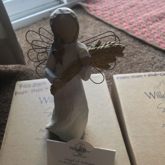 Willow Tree Angels - Autumn & Spring seasons - Picture 4 of 5
